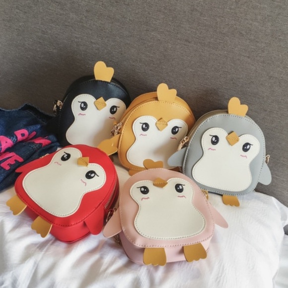 ✨NEW✨Black Penguin Purse ✨ - Picture 4 of 5